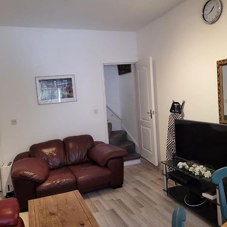 Nice Double Bedroom Near Qmc Ноттингем Экстерьер фото
